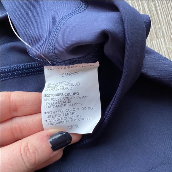 NWT Under Armor Spandex Shorts - Picture 2 of 3